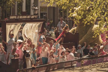 Amsterdam, Hollanda - 3 Ağustos 2013: Klasik renk tonu pi