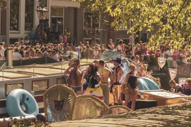 Amsterdam, Hollanda - 3 Ağustos 2013: Klasik renk tonu pi