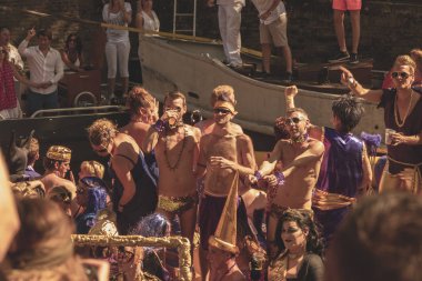 Amsterdam, Hollanda - 3 Ağustos 2013: Klasik renk tonu pi