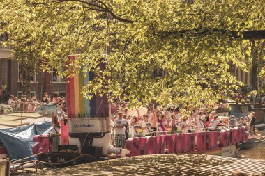 Amsterdam, Hollanda - 3 Ağustos 2013: Klasik renk tonu pi