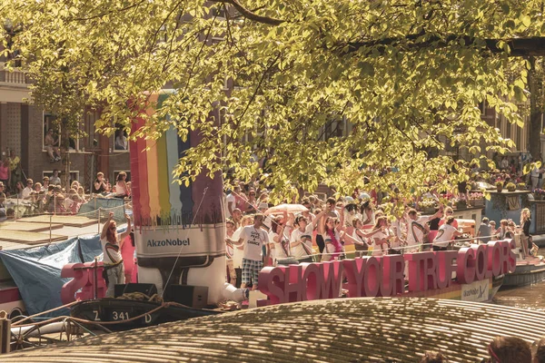 Amsterdam, Nederländerna-augusti 3, 2013: en Vintage Color Tone Pi — Stockfoto