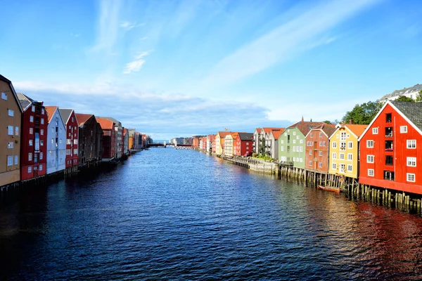 Casas em Trondheim cidade — Fotografia de Stock