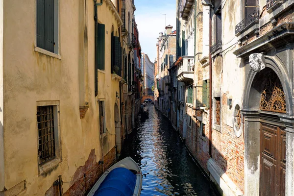 Canal étroit de Venise — Photo