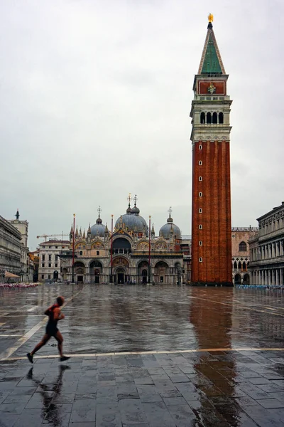 Markusplatz in Venedig — Stockfoto