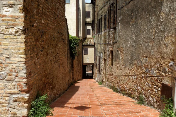 Régi város San Gimignano — Stock Fotó