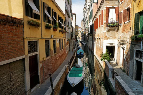 Bunte venezianische Häuser — Stockfoto