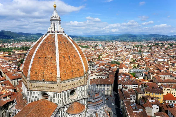 Koepel van de kerk van Santa Maria del Fiore, Florence — Stockfoto