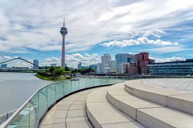 Düsseldorf Medya Limanı