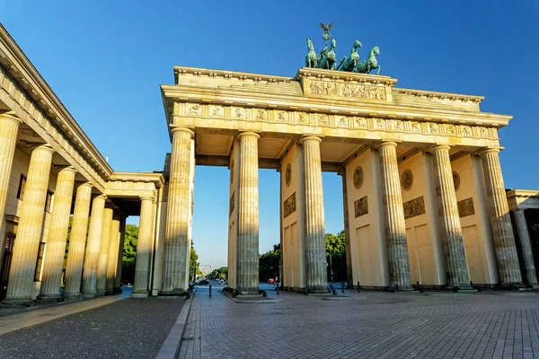 Puerta de Brandeburgo en Berlín —  Fotos de Stock