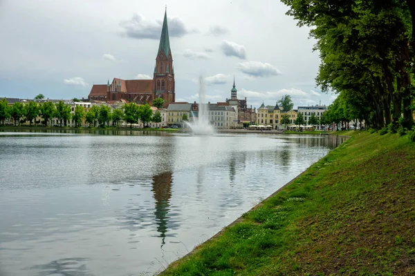 Widok na miasto Schwerin — Zdjęcie stockowe