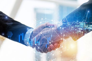 küresel ağ bağlantısı bağlantısı ve grafik grafik borsa diyagramı ve şehir arka plan, dijital teknoloji, internet iletişimi, takım çalışması, ortaklık kavramı ile iş adamı yatırımcı el sıkışma