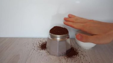 İtalyan espresso bira Moka pot