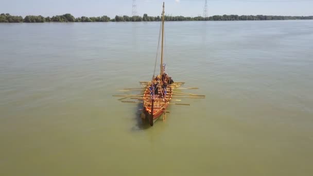 Isaccea Roemenië Augustus Algar Romeinse Oorlogsschip Donau Binnen Het Project — Stockvideo