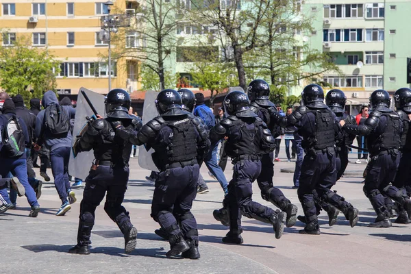 Tulcea Roumanie Avril Des Manifestants Affrontent Avec Gendarmerie Émeute Lors — Photo