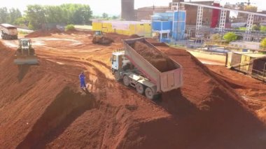 Tulcea\Romanya - 01 Haziran 2019: Cevher yatağı ve alümina işleme tesisinin havadan görünümü