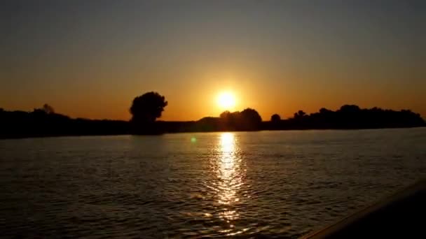 Захід Сонця Річці Дунай — стокове відео