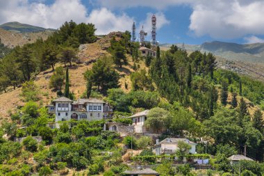 Gjirokaster şehrin Arnavutluk göster.