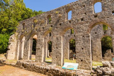 Buthrotum, Butrint, Arnavutluk 6 yüzyıldan bir Hıristiyan Bazilikası kalıntıları