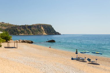 Himare, Arnavutluk turist kasabasında sahil