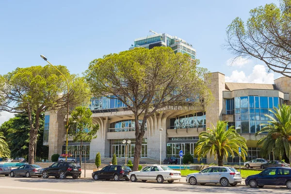 Tiran Politeknik Üniversitesi, Devlet Üniversitesi, Arnavutluk.