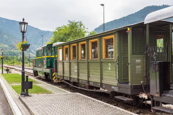 Starego pociągu na stacji na Mokra Gora, Serbia — Zdjęcie stockowe