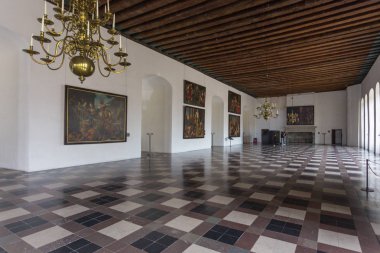 Büyük balo salonu yapılan Kronborg Palace Helsingor, Danimarka.