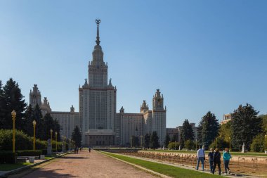 Moskova, Rusya, Moskova Devlet Üniversitesi ana bina görünümünü.