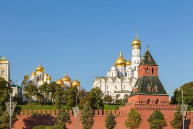 Gizli veya Tainitskaya Kulesi, Moskova, Rusya ile Kremlin Duvarı'nın görünümü.