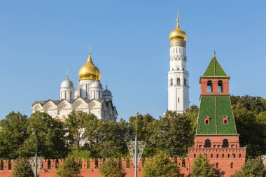 Gizli veya Tainitskaya Kulesi, Moskova, Rusya ile Kremlin Duvarı'nın görünümü.