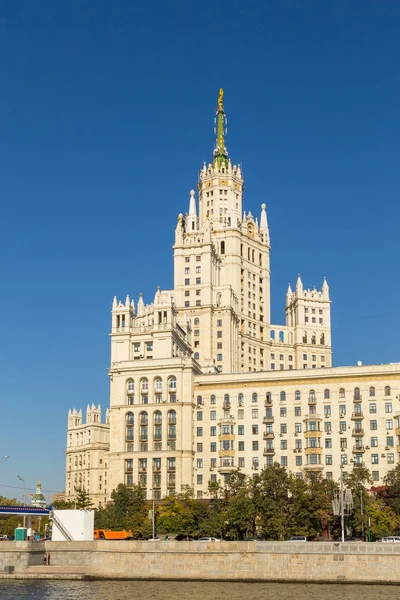 Görünüm Kotelnicheskaya setin binanın, Moskova, Rusya Federasyonu.