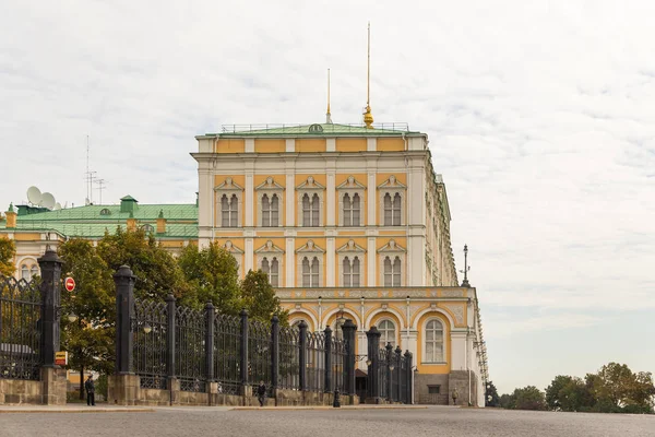 Vista del Palacio del Gran Kremlin, Moscú, Rusia . — Foto de Stock