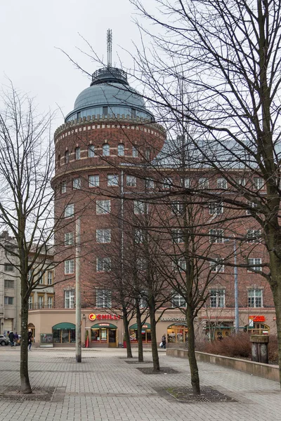 Elaintarhantie caddesinde modern şehir binası, başkent merkezi, Helsinki, Finlandiya. — Stok fotoğraf