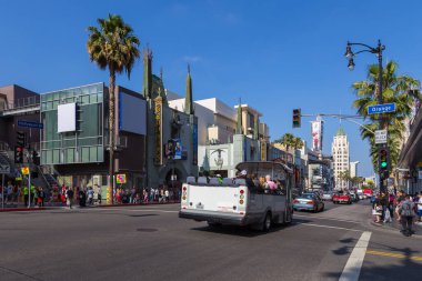 Los Angeles, Hollywood, ABD - 10 Haziran 2015 Grauman Çin Tiyatrosu, Hollywood Bulvarı 'ndaki TCL Çin Tiyatrosu olarak bilinir..