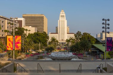 Los Angeles, Kaliforniya, ABD - 11 Haziran 2015: Los Angeles Belediye Binası, Los Angeles şehrinin merkezi,