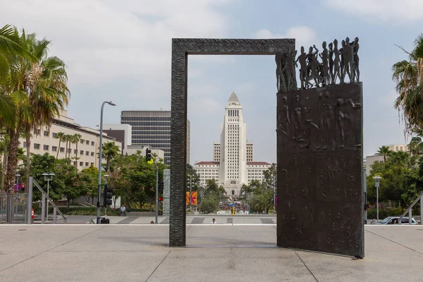 Los Angeles Californië Usa Juni 2015 Zicht Het Stadhuis Door — Stockfoto