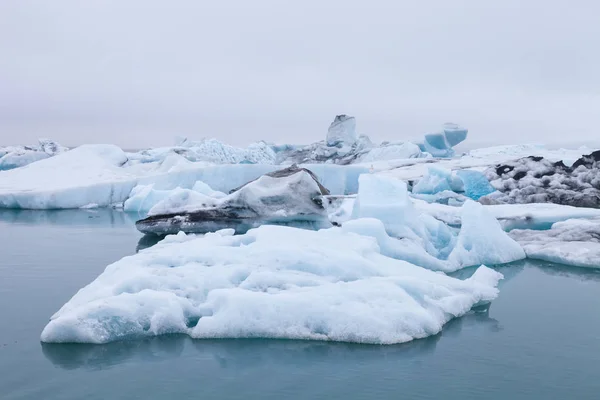 アイスランド南部の氷山ラグーンJokulsarlon — ストック写真