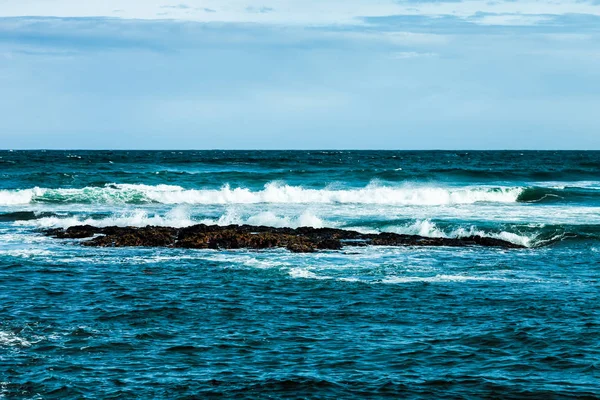 Zlanda Nın Fırtınalı Deniz Manzara Tonda — Stok fotoğraf
