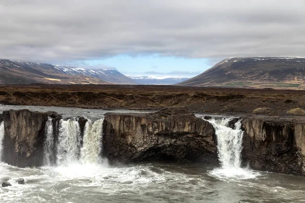 Woda Wodospad Godafoss Piękna Część Stony Skalisty Krajobraz Pustyni Islandii — Zdjęcie stockowe