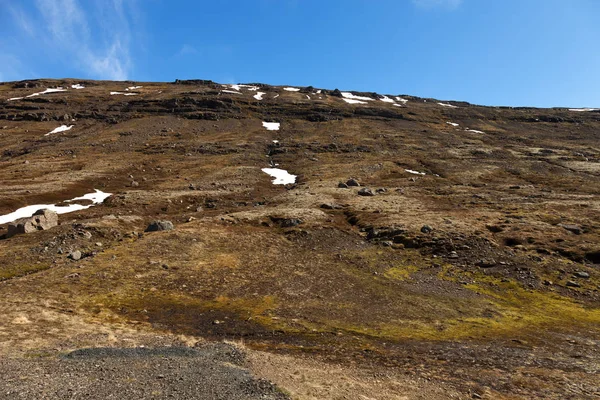 アイスランドの美しい多色の春の風景 — ストック写真