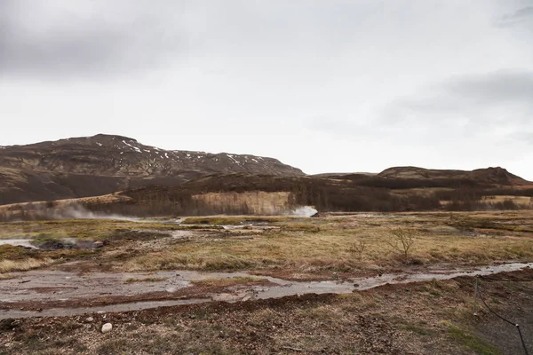 Hermoso paisaje de primavera multicolor dramático de Islandia —  Fotos de Stock