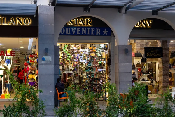 土耳其凯默 2018年10月 中央街道纪念品商店 五颜六色的灯具 — 图库照片