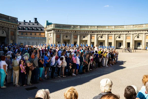 Zeremonie der Wachablösung im Stockholmer Schloss. — Stockfoto