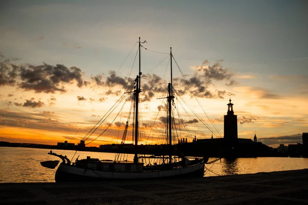 Sunset view, sailing yacht in Stockholm, Sweden. — Stock Photo, Image