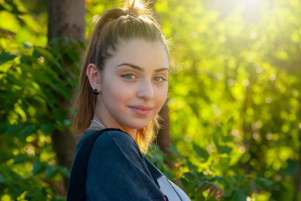 Beautyful Teen Girl Street Old European City Travel — Stock Photo, Image