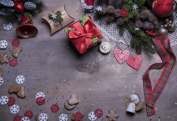 Prettige Kerstdagen Gelukkig Nieuwjaar Kaartsjabloon Met Versieringen Speelgoed Spar Takken — Stockfoto