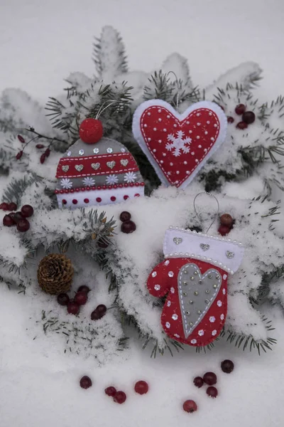 Plantilla Tarjeta Feliz Navidad Con Ramas Abeto Nieve Decoraciones Juguetes — Foto de Stock