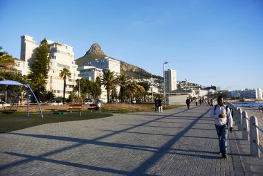 su kenarındaki geçit ve seaview Camps bay 