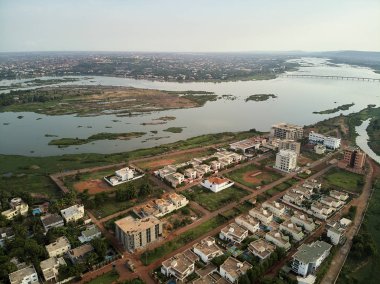 Bamako is the capital and largest city of Mali, with a population of 1.8 million. In 2006, it was estimated to be the fastest-growing city in Africa and sixth-fastest in the world. It is located on the Niger River, near the rapids that divide the upp clipart