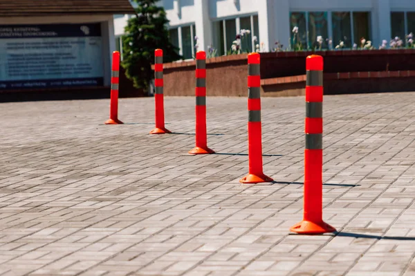 Pilar Tráfico Naranja Carretera Carril Estacionamiento — Foto de Stock