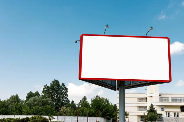 Billboard Outdoor Outdoor Lona Layout Fundo Cidade Conceito Publicidade Livre — Fotografia de Stock